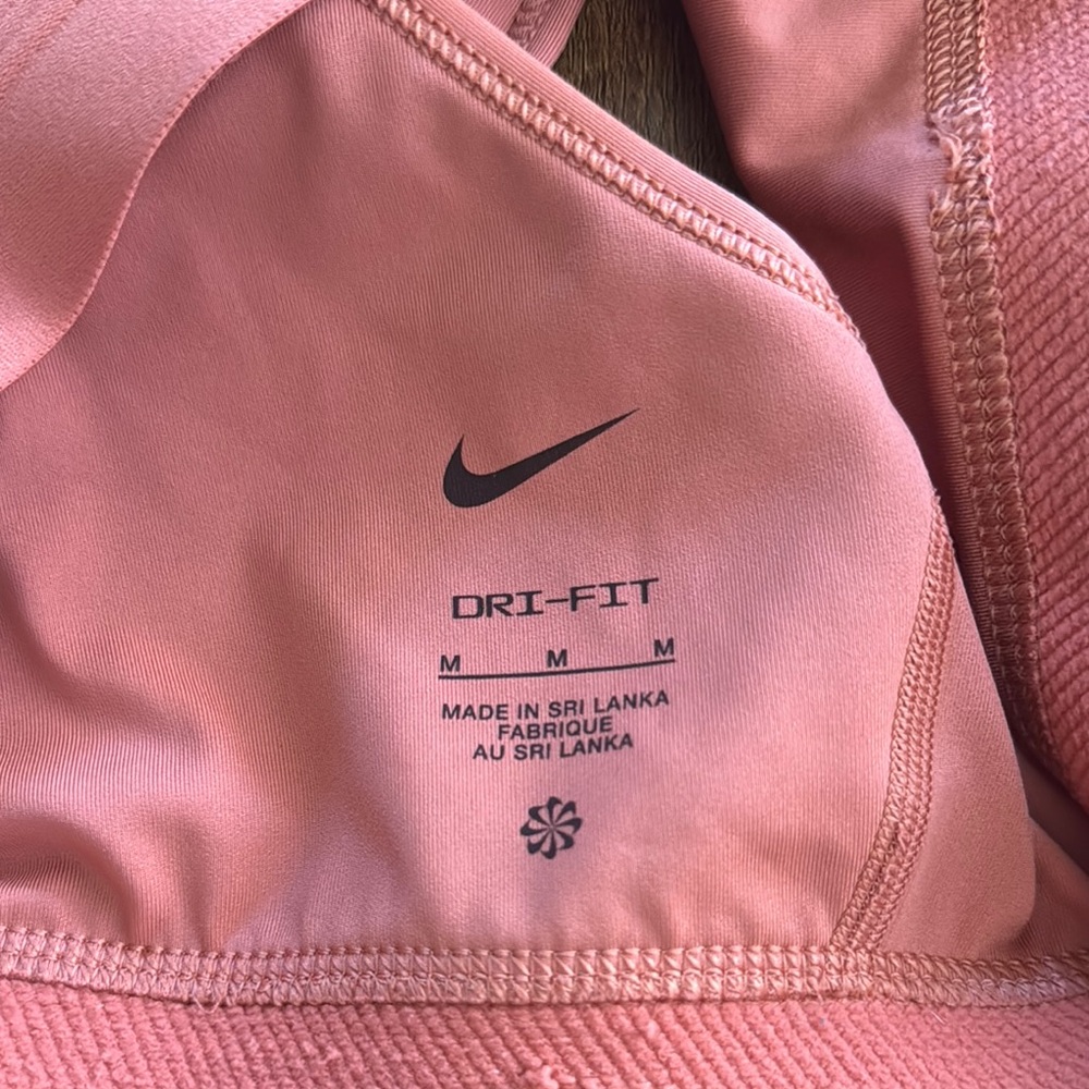 Nike  Sports Bra Racerback Medium Impact - Picture 3 of 3
